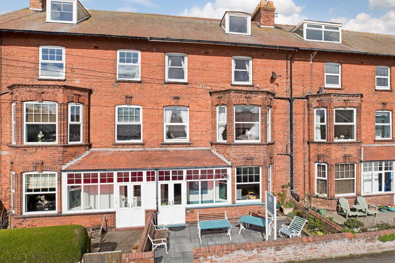 White Rose Guest House Filey Exteriér fotografie
